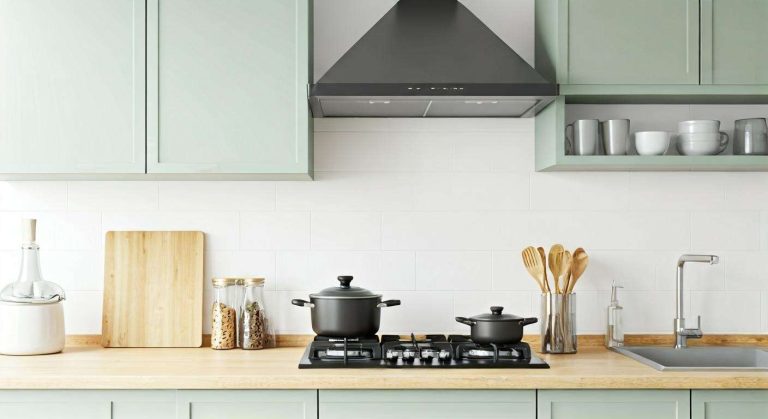 Économisez de l'espace : découvrez nos astuces de rangement cuisine pas cher